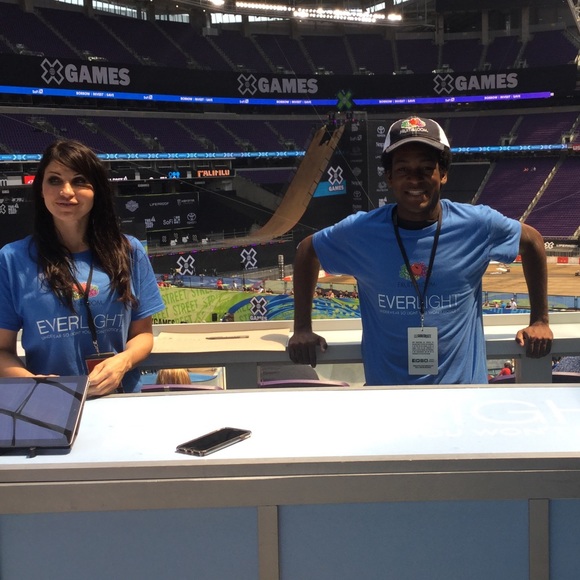 Fruit of Loom Shirt - Picture 2 of 6